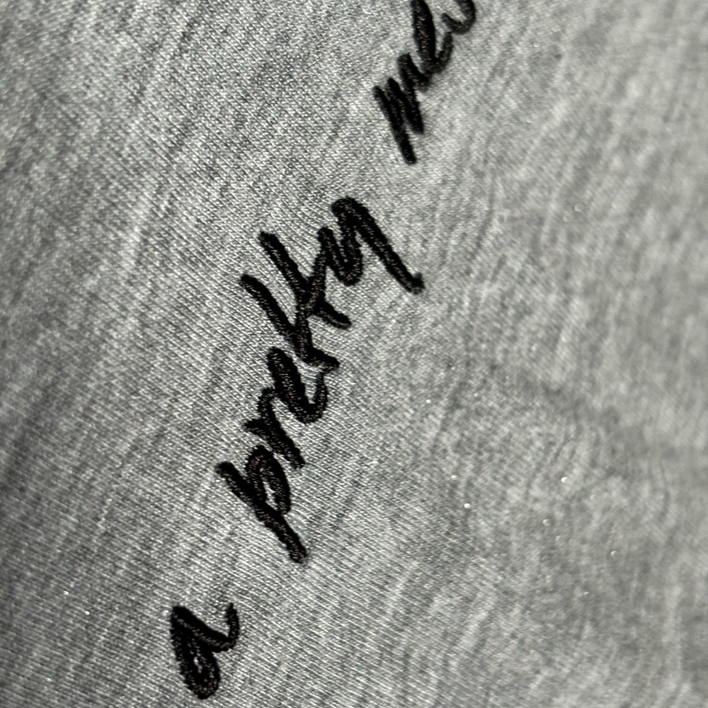Embroidered Muscle Tee - Picture 4 of 4